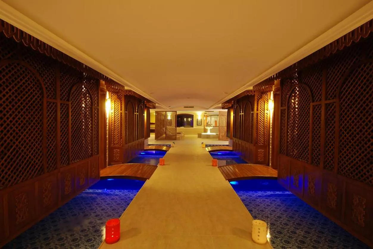 AQUA HOTEL_SHABAVIZ (11).jpg